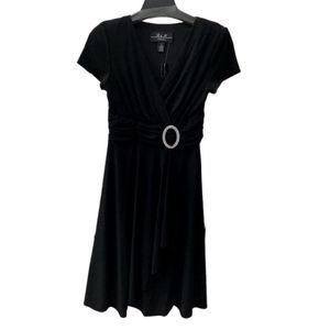 R&M Richards Black cocktail Dress Size 4 NWT